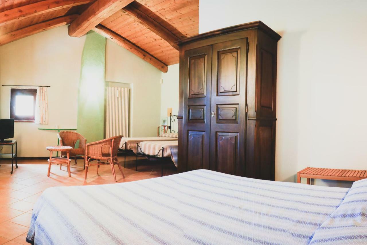 Agriturismo Fiori Di Zucca Fossano Kültér fotó