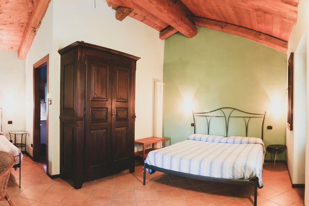 Agriturismo Fiori Di Zucca Fossano Kültér fotó